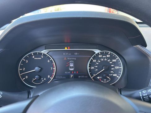 Used 2025 Nissan Altima 2.5 SV FWD image 23