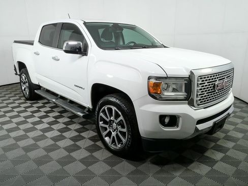 Used 2018 GMC Canyon Denali image 25