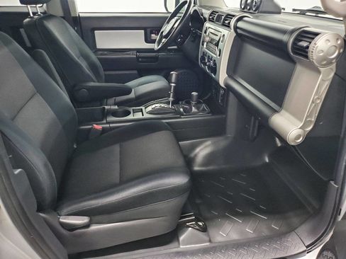 Used 2007 Toyota FJ Cruiser 4WD image 13