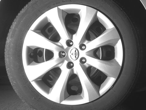 Used 2025 Toyota Corolla LE FWD image 12