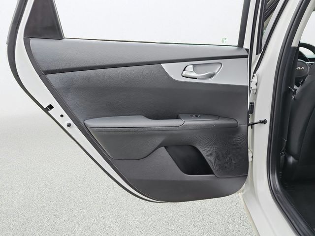 Certified 2023 Kia Forte LXS w/ LXS Technology Package FWD image 20