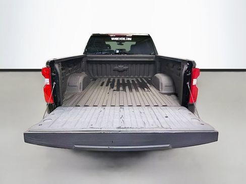 Used 2021 Chevrolet Silverado 1500 Custom Trail Boss w/ Midnight Edition AWD/4WD image 23