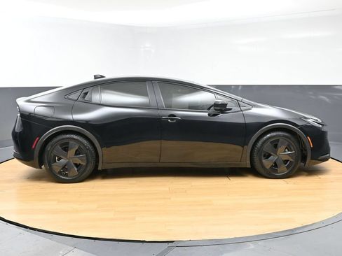 Used 2023 Toyota Prius Prime FWD image 8