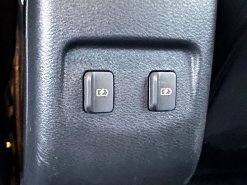 Certified 2022 Nissan Kicks SV image 13