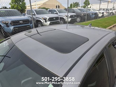 Used 2025 Toyota Camry SE w/ Convenience Package FWD image 6