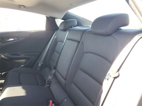 Used 2024 Chevrolet Malibu LT image 9