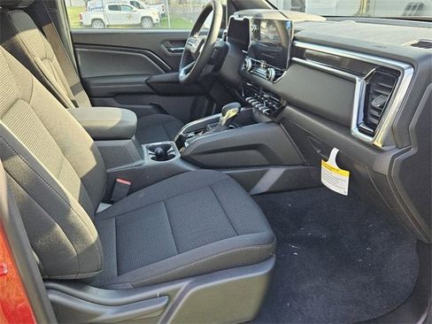 New 2026 GMC Canyon Elevation w/ Convenience Package image 15