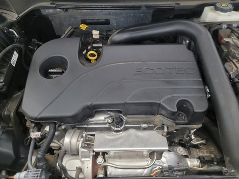 Used 2024 Chevrolet Equinox LT FWD image 30