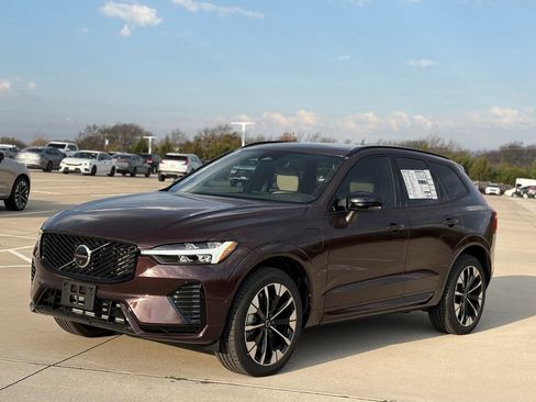 New 2026 Volvo XC60 T8 Plus w/ Protection Package Premier image 3