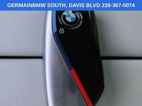 Used 2024 BMW X5 sDrive40i w/ M Sport Package RWD image 33