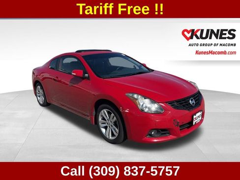 Used 2010 Nissan Altima 2.5 S w/ Premium Pkg FWD image 1