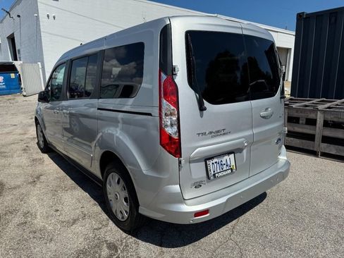 Used 2022 Ford Transit Connect XLT FWD image 8