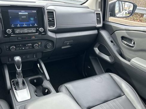 Used 2024 Nissan Frontier SL w/ Technology Package image 26