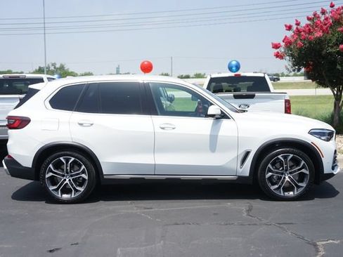 Used 2023 BMW X5 xDrive40i w/ Premium Package AWD/4WD image 5