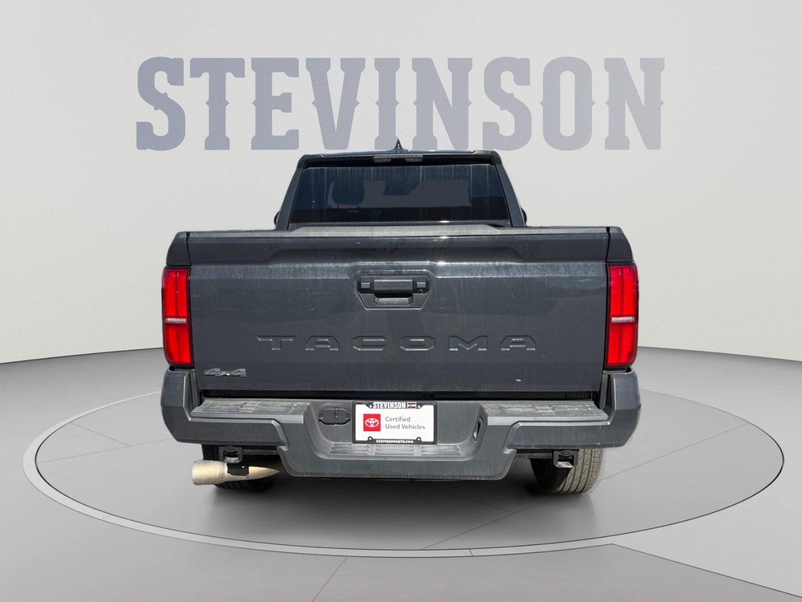 Used 2025 Toyota Tacoma SR AWD/4WD image 4