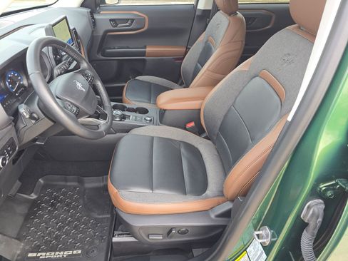 Used 2023 Ford Bronco Sport Outer Banks w/ Tech Package image 4