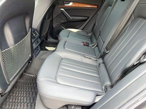 Used 2023 Audi Q5 2.0T Premium AWD/4WD image 22