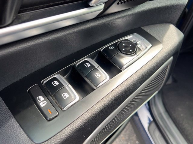 Certified 2024 Kia Telluride EX w/ EX Captain's Chair Package AWD/4WD image 33