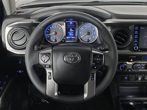 Certified 2023 Toyota Tacoma SR5 AWD/4WD image 18