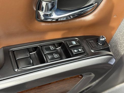 Used 2016 Nissan Titan Platinum Reserve image 12