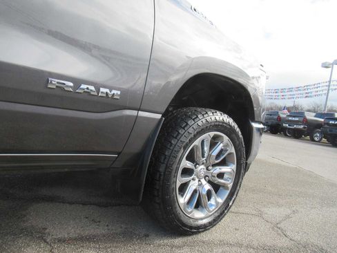 Used 2019 RAM 1500 Big Horn image 9