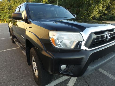 Used 2013 Toyota Tacoma PreRunner w/ SR5 Pkg RWD image 80