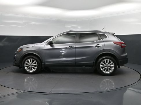 Used 2022 Nissan Rogue Sport SV FWD image 4
