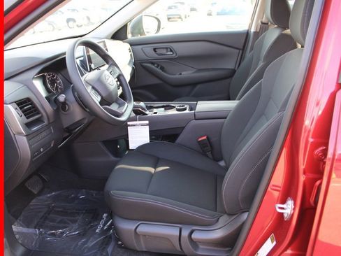 Certified 2025 Nissan Rogue S image 15