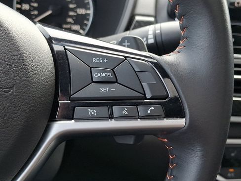 Certified 2023 Nissan Altima 2.5 SR w/ SR Premium Package FWD image 24