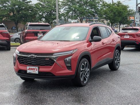 New 2026 Chevrolet Trax RS w/ Driver Confidence Package FWD image 4