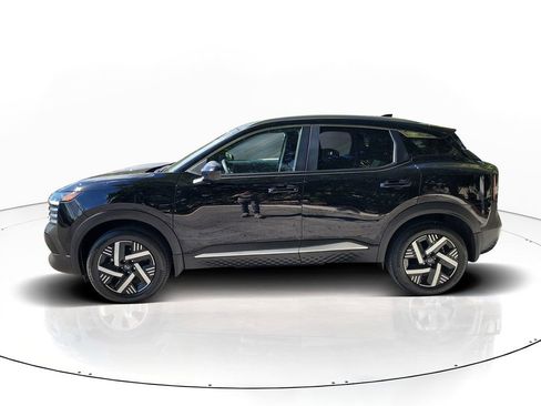 Certified 2025 Nissan Kicks SV w/ SV Premium Package image 5