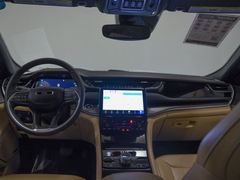 Used 2024 Jeep Grand Cherokee Limited 4xe w/ Trailer Tow Package image 33