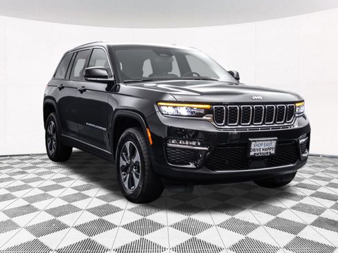 Used 2024 Jeep Grand Cherokee Limited 4xe AWD/4WD image 14