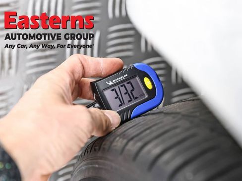 Used 2023 Tesla Model 3 Standard Range image 23