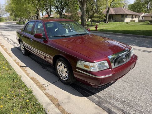 Used 2006 Mercury Grand Marquis GS RWD image 7