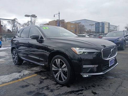 Used 2022 Volvo XC60 B5 Inscription w/ Climate Package image 2