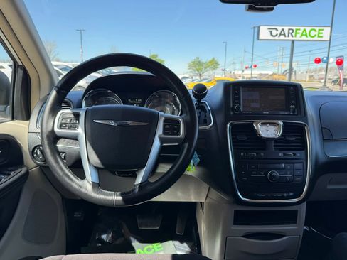 Used 2011 Chrysler Town & Country Touring w/ Entertainment Group #1 image 30