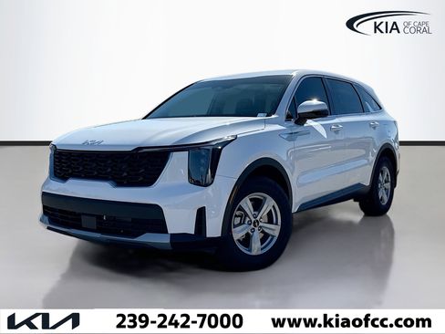 New 2026 Kia Sorento LX FWD image 2