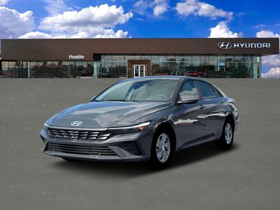 New 2026 Hyundai Elantra SE