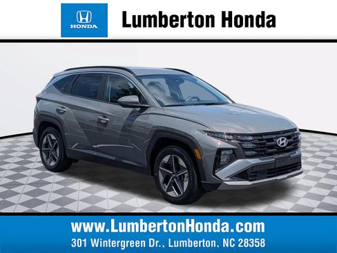 Used 2025 Hyundai Tucson SEL FWD image 1