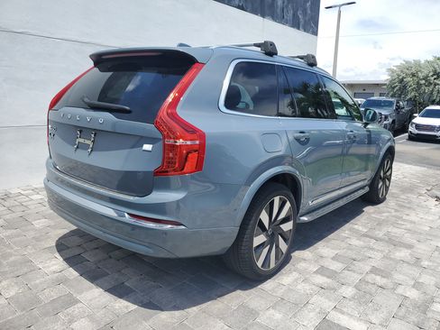 Used 2023 Volvo XC90 T8 Ultimate AWD/4WD image 5
