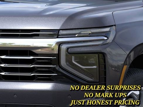 New 2026 Chevrolet Suburban LT w/ Comfort Package image 10