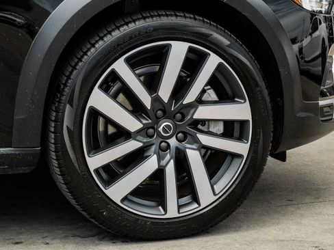 Used 2025 Volvo V90 B6 Cross Country Plus w/ Protection Package Premier AWD/4WD image 53
