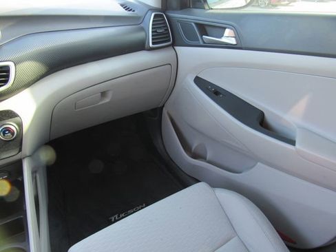Used 2021 Hyundai Tucson SEL FWD image 17