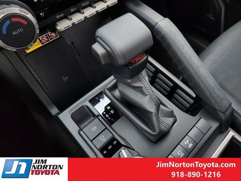 Used 2026 Toyota 4Runner TRD Off-Road Premium AWD/4WD image 20