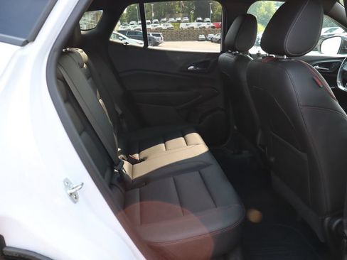 Used 2024 Chevrolet Trax RS w/ Driver Confidence Package FWD image 29