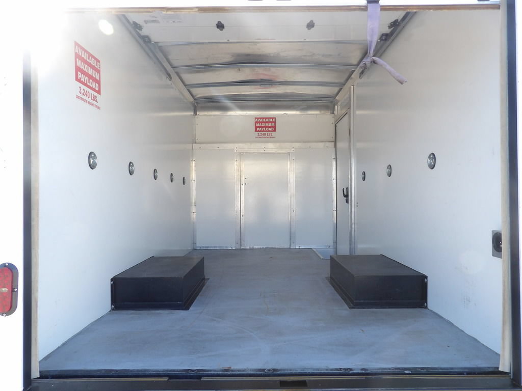 Used 2022 Ford Transit 350 DRW RWD image 40