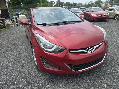 Used 2015 Hyundai Elantra SE FWD image 6