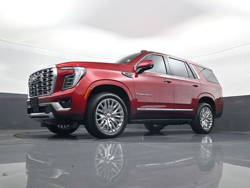 Used 2026 GMC Yukon Denali AWD/4WD image 22