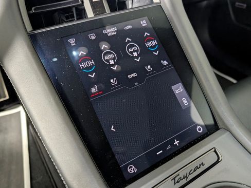 Certified 2024 Porsche Taycan GTS image 34